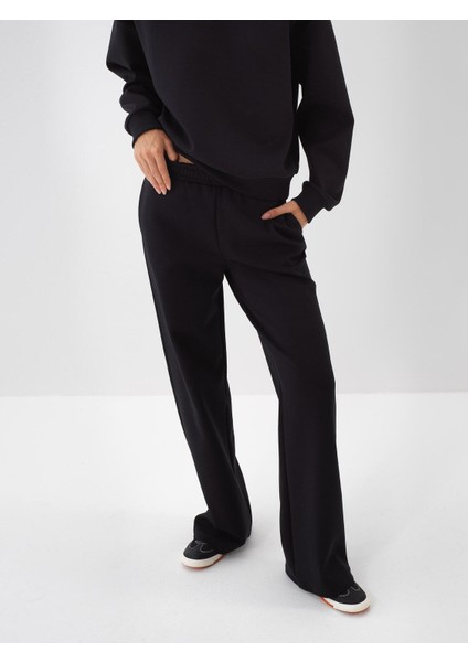 Kadın Siyah Pamuk Dokulu Oversize Sweat Pantolon fiyatları