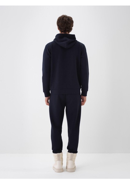 Erkek Lacivert Pamuk Dokulu Regular Fit Sweatshirt fırsatları