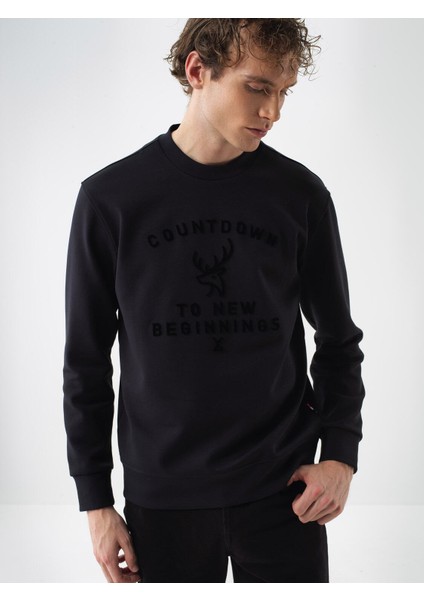 Erkek Siyah Pamuk Dokulu Regular Fit Sweatshirt fiyatları