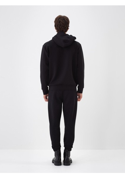 Erkek Siyah Pamuk Dokulu Regular Fit Sweatshirt fırsatları