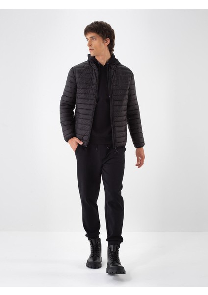 Erkek Siyah Formunu Koruyan Regular Fit Mont fiyatları