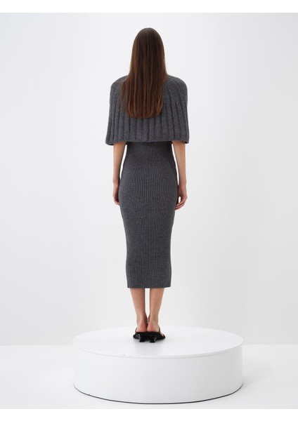 Kadın Kırmızı Doğal Yün Dokulu Regular Fit Elbise indirimleri