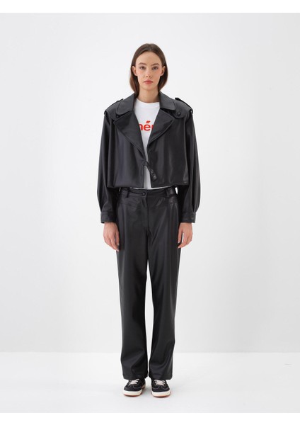 Kadın Siyah Deri Görünümlü Regular Fit Pantolon