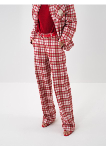 Kadın Kırmızı Formunu Koruyan Oversize Pantolon fiyatları