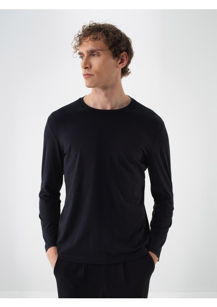 Erkek Siyah Modal Dokulu Slim Fit Uzun Kollu Tişört fiyatları
