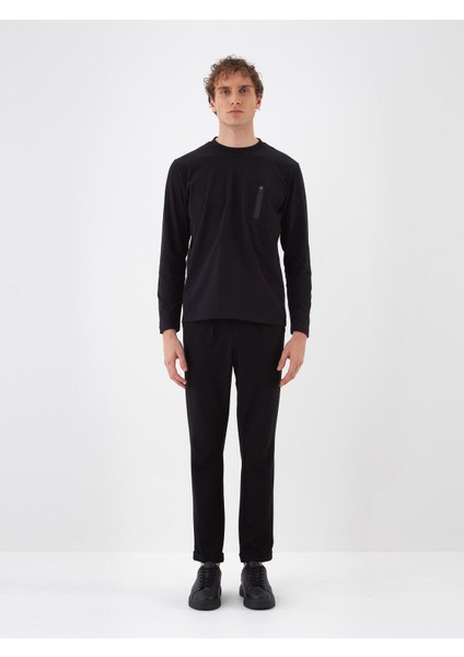 Erkek Siyah Pamuk Dokulu Regular Fit Uzun Kollu Tişört