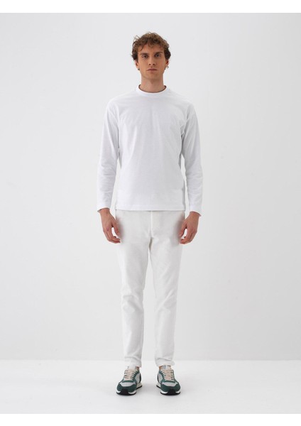 Erkek Beyaz Pamuk Dokulu Regular Fit Uzun Kollu Tişört
