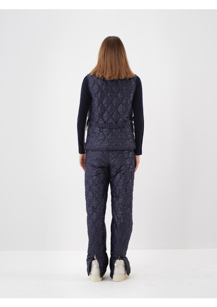 Kadın Lacivert Formunu Koruyan Regular Fit Yelek fırsatları