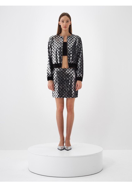 Kadın Siyah Lüks Dokulu Pullu Kadife Regular Fit Ceket