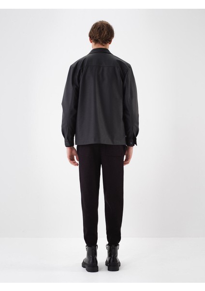 Erkek Siyah Deri Görünümlü Regular Fit Ceket fırsatları