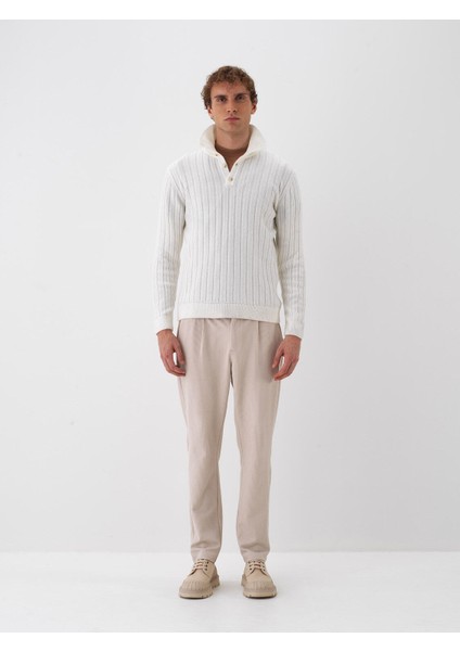 Erkek Ekru Yumuşak Dokulu Regular Fit Kazak