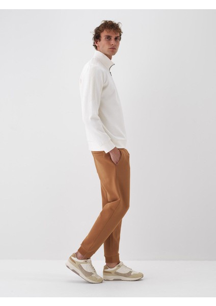 Erkek Ekru Pamuk Dokulu Regular Fit Sweatshirt fiyatları