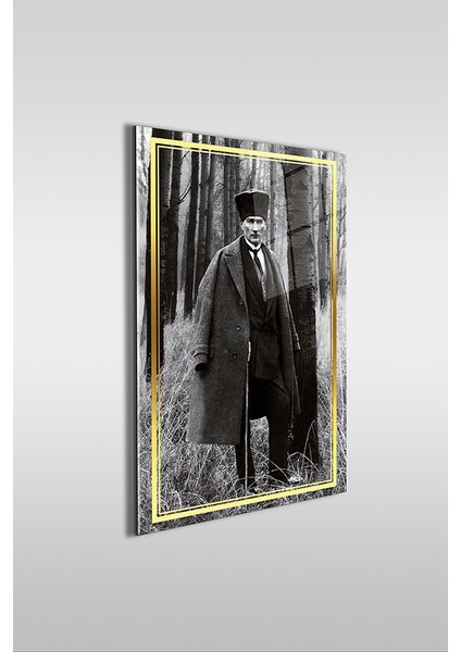 Atatürk Paltolu Siyah Beyaz 2 Dikey Cam Tablo fiyatları