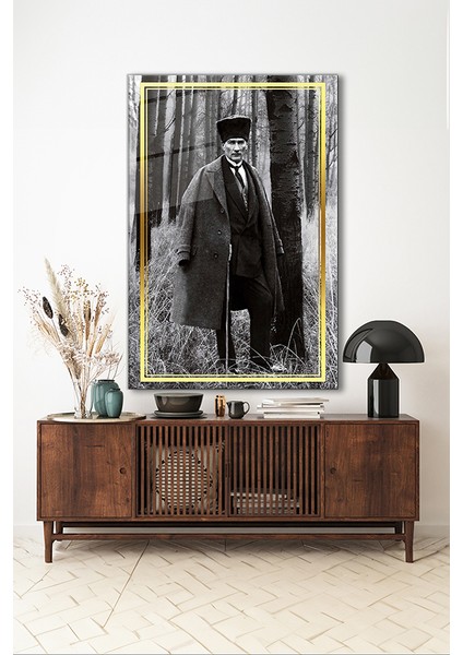 Atatürk Paltolu Siyah Beyaz 2 Dikey Cam Tablo indirimleri