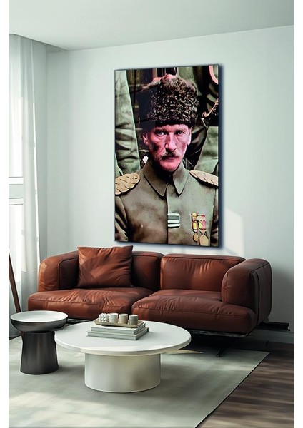 Üniformalı Atatürk Dikey Cam Tablo
