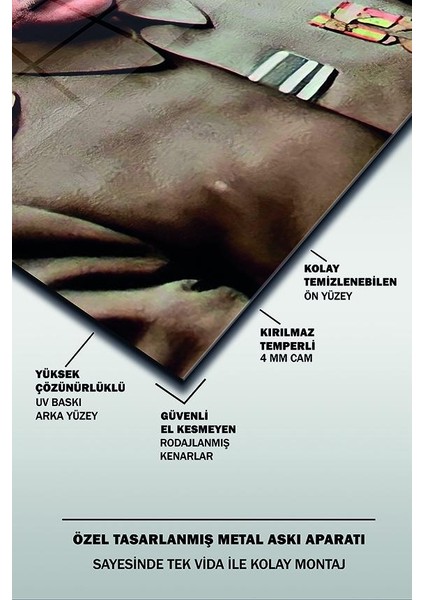 Üniformalı Atatürk Dikey Cam Tablo