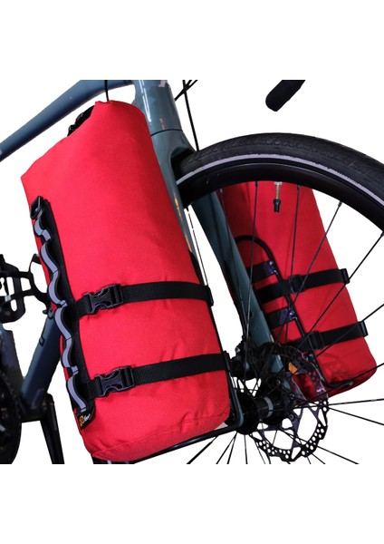 - Bikepacking Tüp Çanta 9L