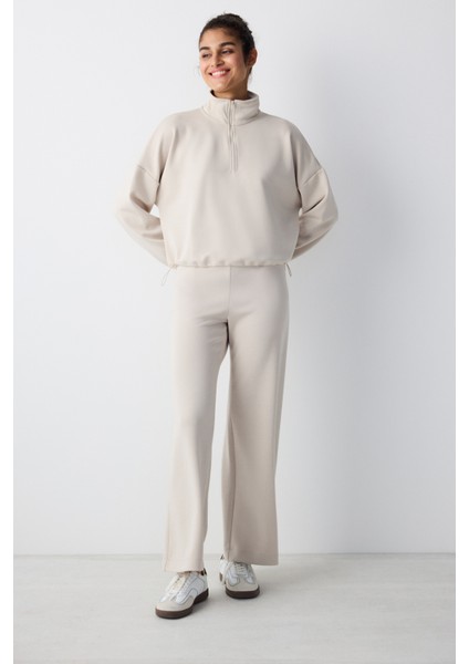 Taş Rengi Yarım Fermuarlı Silky Touch Crop Sweatshirt modelleri
