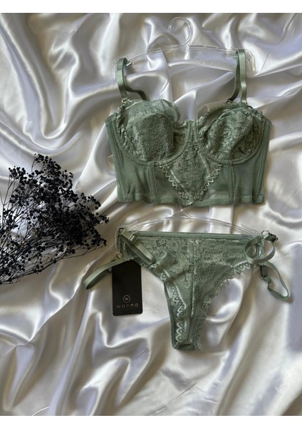 Dantel Detaylı Balenli Bralet Takım