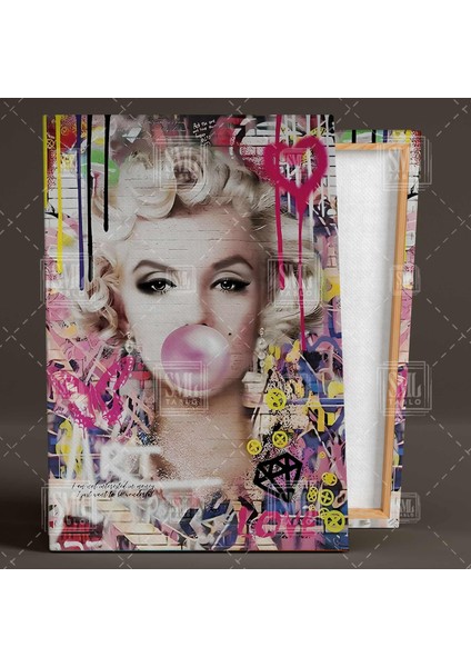 Pembe Sakız Balonu Patlatan Marilyn Monroe Grafitti Dikey Kanvas Tablo