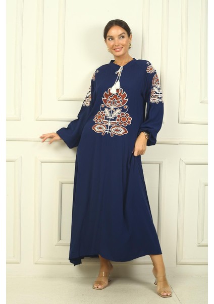 Kadın Yakası Bağcıklı Kolları ve Önü Nakışlı Rahat Kalıp Uzun Viskon Elbise fiyatları