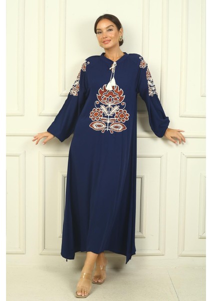 Kadın Yakası Bağcıklı Kolları ve Önü Nakışlı Rahat Kalıp Uzun Viskon Elbise modelleri