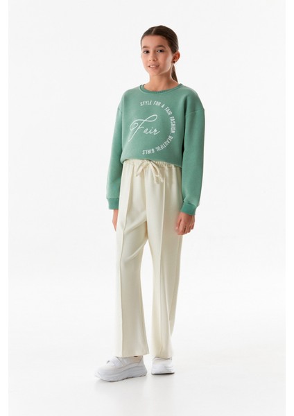 Beli Bağcıklı Önü Çimalı Straight Kız Çocuk Pantolon fiyatları