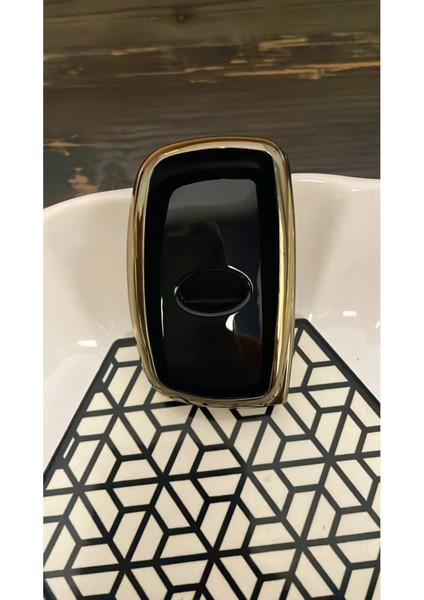 Lüx Hyundai Tucson Elentra Bayon Anahtarsız Çalıştırma Nano Anahtar Kılıfı Siyah Gold Renk