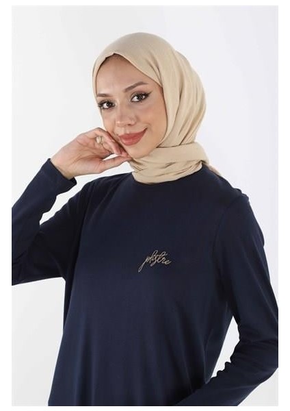 1451_NAKIŞLI Basic Tesettür Tunik Lacivert fiyatları