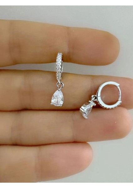 Zirkon Taşlı Damla 1 Adet Helix Kıkırdak Kulak Memesi Uyumlu Halka Piercing Küpe
