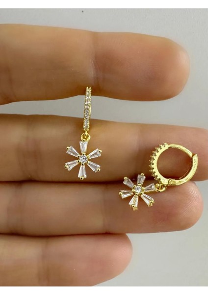 Zirkon Taşlı 1 Adet Helix Kıkırdak Kulak Memesi Uyumlu Halka Piercing Küpe