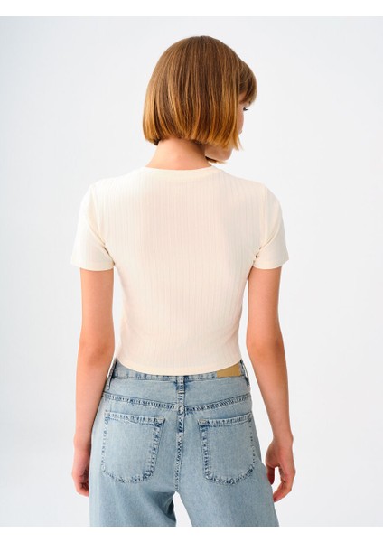 Fitted Kadın Tshirt K.kol modelleri