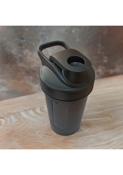 Taşınabilir Kulplu Kapaklı Su ve Çay Bardağı Plastik Kupa Bardak 500 ml fiyatları