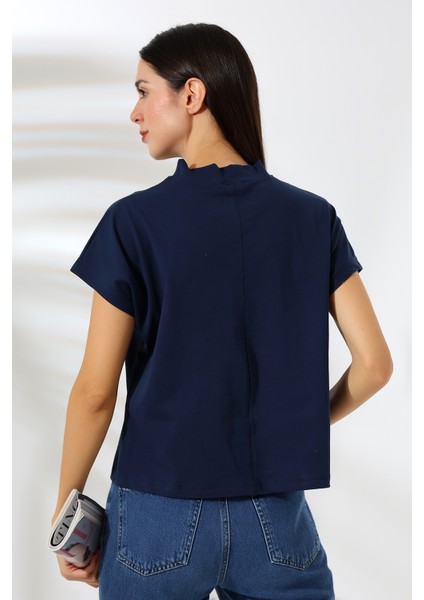 Dik Yaka Pamuklu T-Shirt 19588 Lacivert