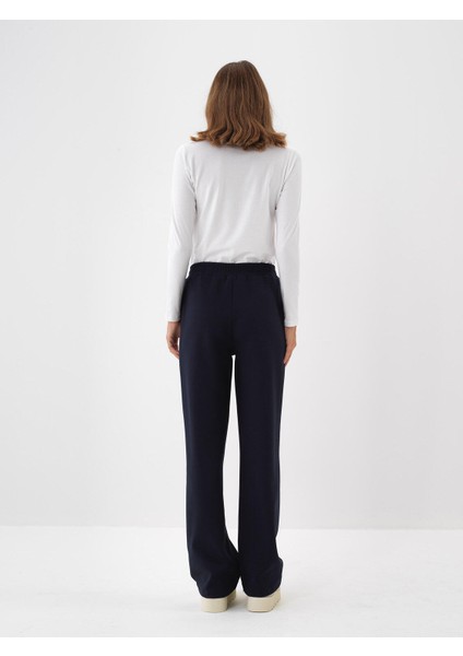 Kadın Beyaz Modal Dokulu Slim Fit Uzun Kollu Tişört fırsatları
