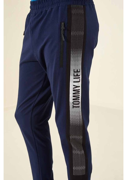 Tommy Life Tommy Life  İndigo Erkek Fermuar Cepli Baskılı Standart Kalıp Jogger Eşofman Alt-84657