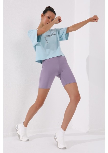 Açık Mavi Yazı Baskılı Kısa O Yaka Kadın Oversize T-Shirt - 97135
