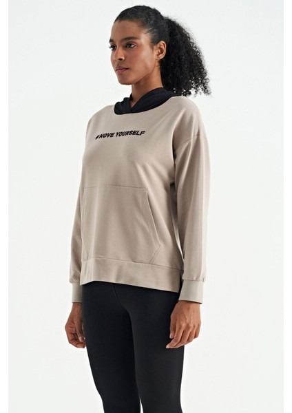 Koyu Bej Kadın Kapüşonlu Kanguru Cep Kadın Oversize Sweatshirt - 97161