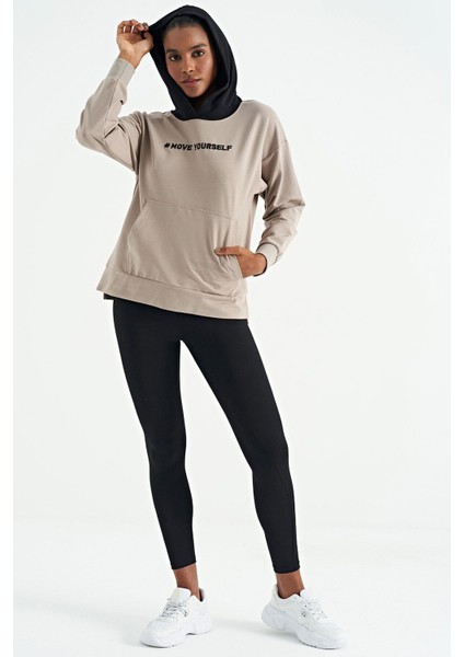 Koyu Bej Kadın Kapüşonlu Kanguru Cep Kadın Oversize Sweatshirt - 97161