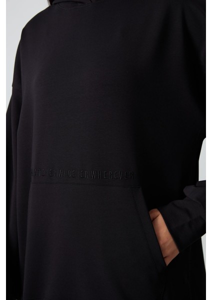 Siyah Balon Kol Yazı Nakışlı Kadın Oversize Tunik Sweatshirt - 97163 modelleri