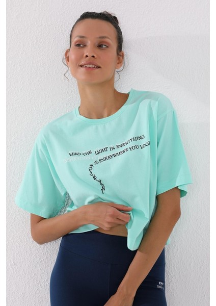 Mint Yeşili Yazı Baskılı Kısa O Yaka Kadın Oversize T-Shirt - 97135