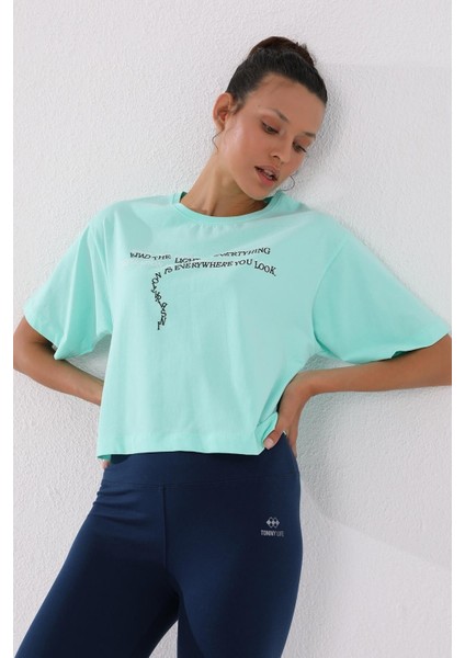 Mint Yeşili Yazı Baskılı Kısa O Yaka Kadın Oversize T-Shirt - 97135