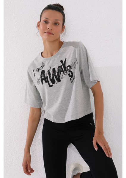 Gri Melanj Asimetrik Yazı Baskılı O Yaka Kadın Oversize T-Shirt - 97136