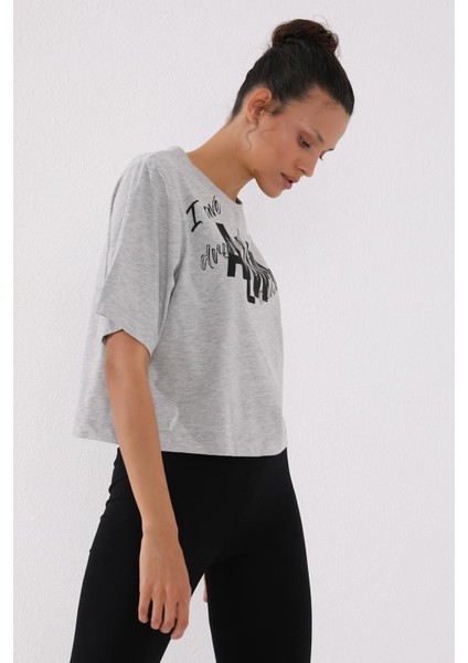 Gri Melanj Asimetrik Yazı Baskılı O Yaka Kadın Oversize T-Shirt - 97136