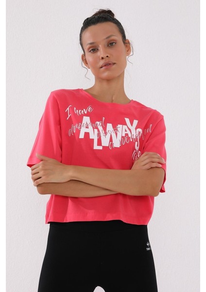 Rose Asimetrik Yazı Baskılı O Yaka Kadın Oversize T-Shirt - 97136