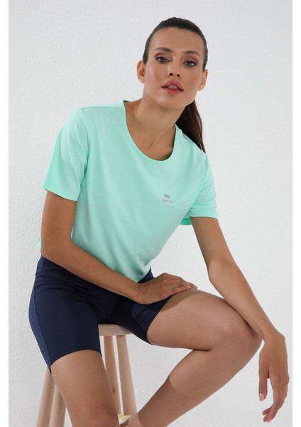 Mint Yeşili Basic Kısa Kol Standart Kalıp O Yaka Kadın Crop Top T-Shirt - 97143