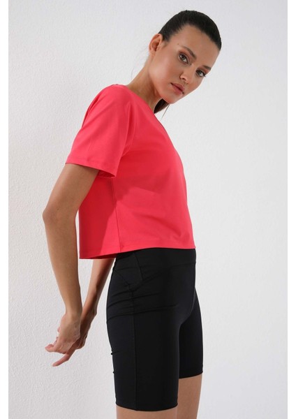 Fuşya Basic Kısa Kol Standart Kalıp O Yaka Kadın Crop Top T-Shirt - 97143