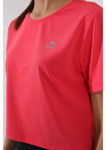 Fuşya Basic Kısa Kol Standart Kalıp O Yaka Kadın Crop Top T-Shirt - 97143