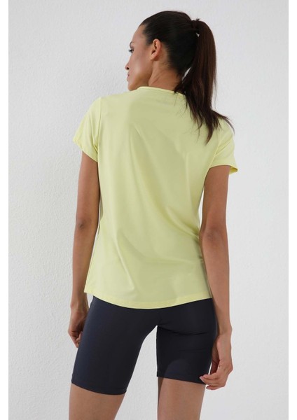 Limon Basic Kısa Kol Standart Kalıp O Yaka Kadın T-Shirt - 97144