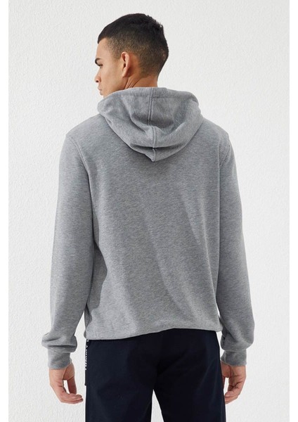 Gri Melanj Geometrik Baskılı Standart Kalıp Kapüşonlu Erkek Sweatshirt - 87870